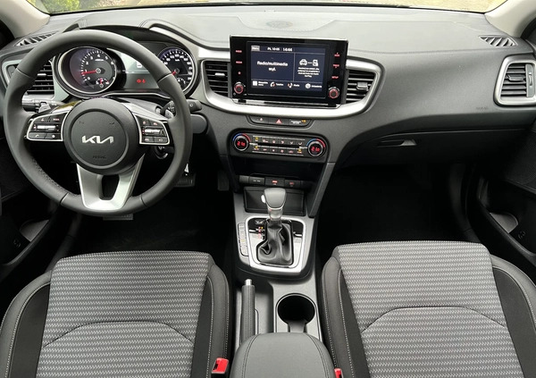 Kia Ceed cena 111900 przebieg: 6, rok produkcji 2023 z Urzędów małe 379